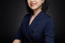 柳金秋：独立女性重要标志