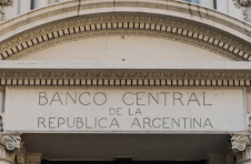 阿根廷中央银行行长暗示可能对支付系统中的比特币进行监管